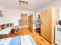 Prodej víceúčelového domu s bytem, penzionem a restaurací – Ražice u Písku - pokoj