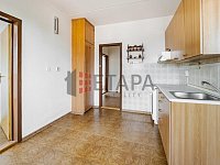 Prodej bytu 4+1 s lodžií v ulici Budovatelská v Trhových Svinech. - kuchyně