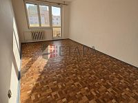 Pronájem bytu 3+1 s lodžíí v ul.K.Chocholy v Českých Budějovicích - IMG_4426.JPG