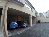 Pronájem zabezpečeného krytého parkovacího stání ve Skuherského ul. v Českých Budějovicích - Foto 3