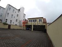 Pronájem zabezpečeného krytého parkovacího stání ve Skuherského ul. v Českých Budějovicích - Foto 5