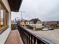 Prodej rodinného domu v Borovnici u Českých Budějovic. - balkon