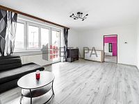 Prodej rodinného domu v Borovnici u Českých Budějovic. - obývací pokoj