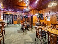 Prodej 100% podílu v s. r. o. s budovou v Českých Budějovicích. - 1. NP