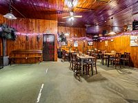 Prodej 100% podílu v s. r. o. s budovou v Českých Budějovicích. - 1. NP