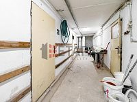 Prodej 100% podílu v s. r. o. s budovou v Českých Budějovicích. - 1. PP