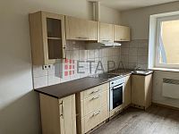 Pronájem rekonstruovaného bytu 2kk ve zděném domě v ul.Skuherského v Českých Budějovicích - AD5DC126-446E-49B6-AB39-BFC405DDA5E7.JPG