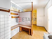 Prodej bytu 2+1 v ulici Husova ve Strakonicích. - chodba a část kuchyně