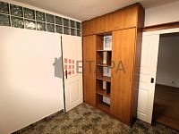 Pronájem bytu 2+1 v ulici Čéčova v Českých Budějovicích. - chodba