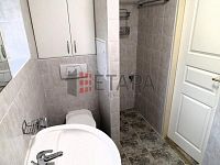 Pronájem bytu 2+1 v ulici Čéčova v Českých Budějovicích. - koupelna