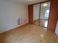 Pronájem bytu 2+1 v ulici Čéčova v Českých Budějovicích. - ložnice