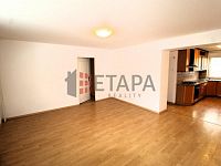 Pronájem bytu 2+1 v ulici Čéčova v Českých Budějovicích. - obývací pokoj