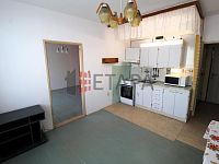 Pronájem bytu 1+1 s balkónem v ulici P. Voka ve Veselí nad Lužnicí. - kuchyně