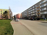 Pronájem bytu 1+1 s balkónem v ulici P. Voka ve Veselí nad Lužnicí. - parkování