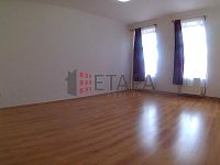 Pronájem bytu 2+1 v domě po celkové rekonstrukci v Chelčického ulici v Českých Budějovicích - 20151012_230823.JPG