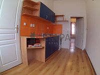 Pronájem bytu 2+1 v domě po celkové rekonstrukci v Chelčického ulici v Českých Budějovicích - 20151012_231009.JPG