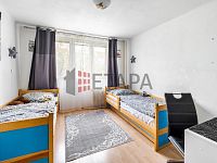 Prodej bytu 3+1 s balkónem v ulici L. M. Pařízka v Českých Budějovicích. - pokoj