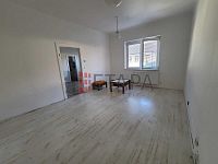 Pronájem bytu 1+1 50 m² s prostornou komorou v ul.Čechova v Českých Budějovicích. - IMG_5578.JPG