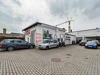 Prodej komerčního objektu v ulici Dobrovodská v Českých Budějovicích. - dvůr