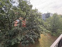 Pronájem bytu 1+1 26 m² s lodžií 6 m² v ulici V zápolí, Praha - Michle - IMG_6139.JPEG