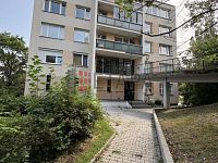 Pronájem bytu 1+1 26 m² s lodžií 6 m² v ulici V zápolí, Praha - Michle - IMG_6147.JPEG