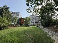Pronájem bytu 1+1 26 m² s lodžií 6 m² v ulici V zápolí, Praha - Michle