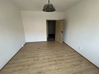 Pronájem zrekonstruovaného bytu 2kk s lodžií v ul. Krčínova v Č.Budějovicích - IMG_2457.jpg