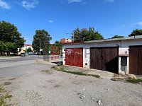 Pronájem garáže v ulici Plavská u jižní zastávky v Českých Budějovicích. - garáž