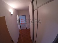 Prodej prostorného bytu 2+1 o podlahové ploše 65 m² v Zachariášově ulici v Českých Budějovicích - GOPR2623.JPG