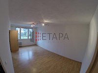 Prodej prostorného bytu 2+1 o podlahové ploše 65 m² v Zachariášově ulici v Českých Budějovicích - GOPR2643.JPG