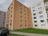 Pronájem  bytu 3+1 s balkonem o výměře 93 m2 v bezpečné a klidné lokalitě v Plzni Doubravce