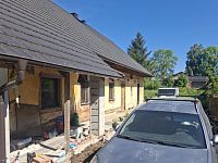 Prodej rodinného domu 3+1 s pozemkem v obci Velký Malahov 13 km od dálnice D5. - 20260523_095935.jpg