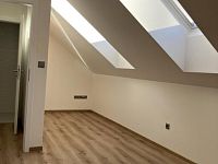 Pronájem bytu OV 2+kk, 65 m², Brno, Líšeň , Kučerova – novostavba mezonetového bytu ve slepé ulici - 11a.JPEG