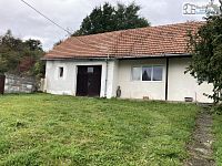 RD Kožušice – venkovský dům s garáží, dílnou a velkou zahradou na klidném místě v malé obci - 19.JPEG