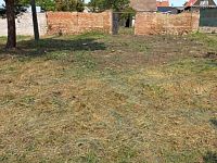 Venkovská usedlost s pozemkem 1.090 m² v Šumicích - k demolici, oboustranný vjezd - 02.jpg
