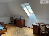 Pronájem bytu 1+kk, 33 m² - Brno, Bochořákova – byt s možností užívání prostorné terasy - 03.JPEG