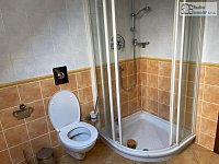 Pronájem bytu 1+kk, 33 m² - Brno, Bochořákova – byt s možností užívání prostorné terasy - 06.JPEG