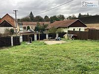 RD Kožušice – venkovský dům s garáží, dílnou a velkou zahradou na klidném místě v malé obci - 03.JPEG