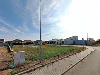 Stavební pozemek Pohořelice, 853 m² – velmi pěkný pozemek na okraji obce, IS u pozemku - 002.jpg