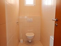 Pronájem kancelářských prostor 4+kk, 87 m² - Brno, Řečkovice, Maříkova – 4 kanceláře, koupelna, vyhrazené parkování, garáž - 011.JPG