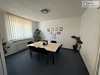 Pronájem kancelářských prostor 4+kk, 87 m² - Brno, Řečkovice, Maříkova – 4 kanceláře, koupelna, vyhrazené parkování, garáž - 016.JPEG
