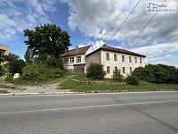 Investice Ruprechtov: schválený projekt přestavby na 3 velké byty + knoflíkárna (dílna nebo další byty) 110 m², pozemek 1.319 m².