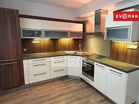 1/2 rodinného domu Zlín - Kostelec, po kompletní rekonstrukci, parkování, zahrada, velký sklep - Obrázek k zakázce č.: 639721