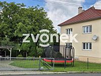 Rodinný dům Zlín - Kostelec, zahrada, 2 parkovací stání