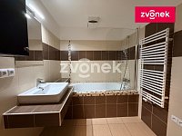 Luxusní 2+kk s terasou a parkováním - Obrázek k zakázce č.: 725091