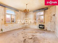 Baťovský půldomek s velkou zahradou a studnou na prestižní adrese Tř. Tomáše Bati - Obrázek k zakázce č.: 724991