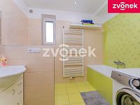 Prvorepubliková vila s bazénem a velkým pozemkem u centra Zlína – Tř. T. Bati - Obrázek k zakázce č.: 726631