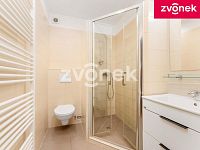 Prvorepubliková vila s bazénem a velkým pozemkem u centra Zlína – Tř. T. Bati - Obrázek k zakázce č.: 726631