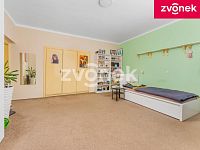 Prvorepubliková vila s bazénem a velkým pozemkem u centra Zlína – Tř. T. Bati - Obrázek k zakázce č.: 726631