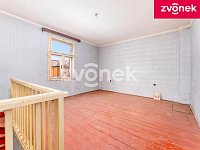 Baťovský půldomek s velkou zahradou a studnou na prestižní adrese Tř. Tomáše Bati - Obrázek k zakázce č.: 724991